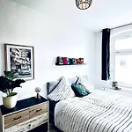 Daire Casa Cozy Gruppen, Familien & Geschaeftsreisende *